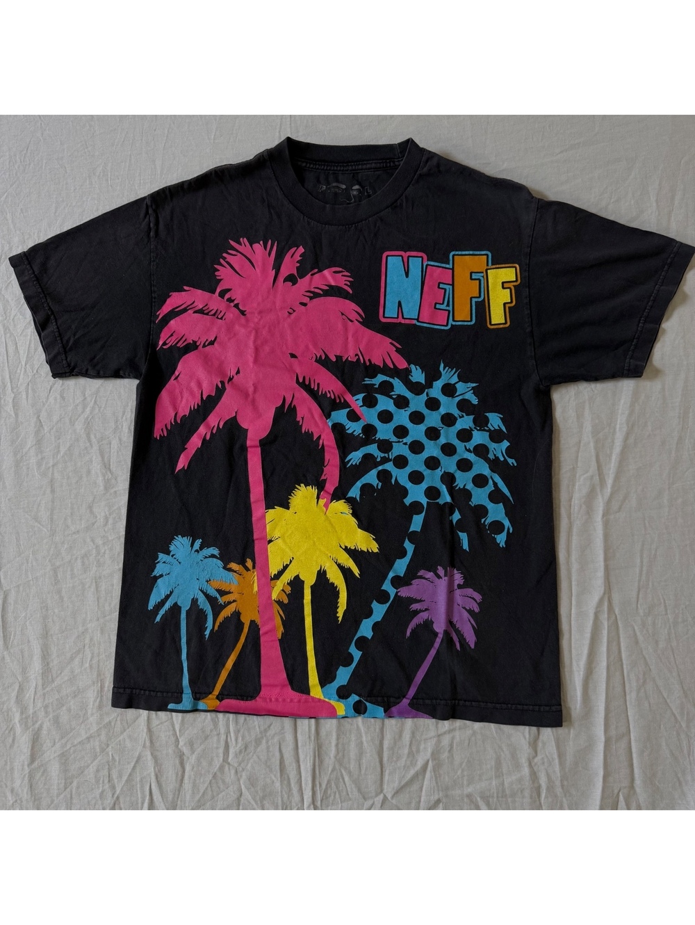 Neff Men's Black Tropical Graphic T-Shirt, 100% Cotton, Size Large